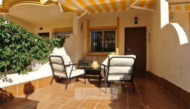 Foto 2 de Venta de casa adosada en Dehesa de Campoamor - La Regia - Aguamarina de 2 habitaciones con terraza y piscina