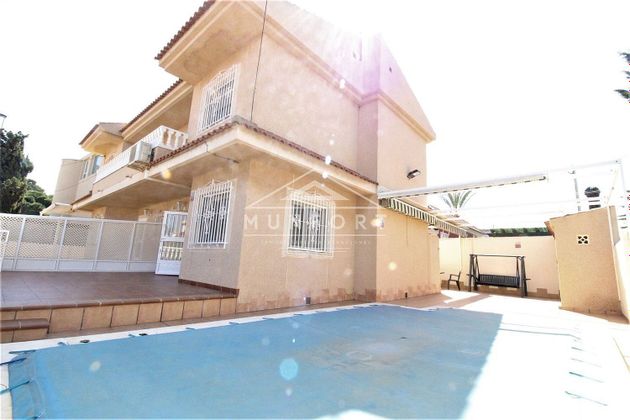 Foto 1 de Casa en venda a Los Urrutias de 5 habitacions amb terrassa i piscina