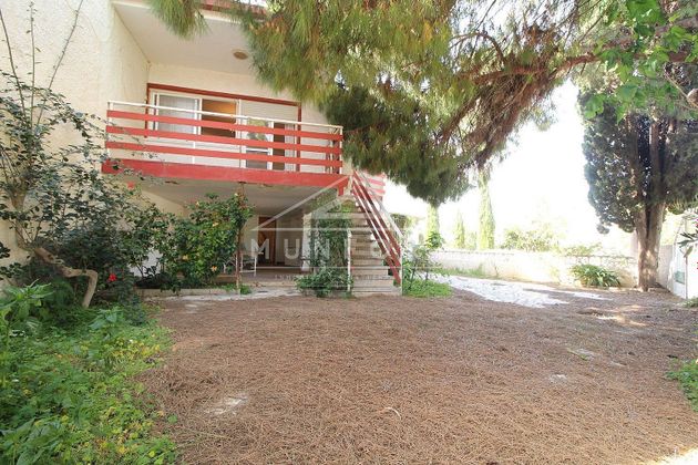 Foto 1 de Casa en venda a Los Urrutias de 5 habitacions amb balcó