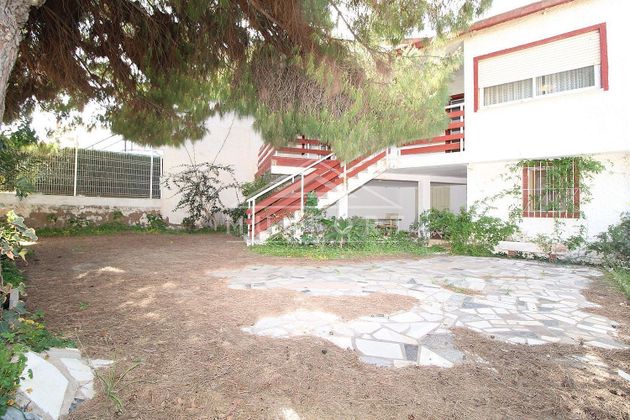 Foto 2 de Casa en venda a Los Urrutias de 5 habitacions amb balcó