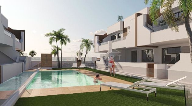 Foto 1 de Casa en venda a Los Peñascos-El Salero-Los Imbernones de 2 habitacions amb terrassa i piscina