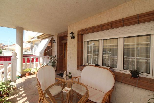 Foto 2 de Chalet en venta en San Pedro del Pinatar de 4 habitaciones con terraza y garaje