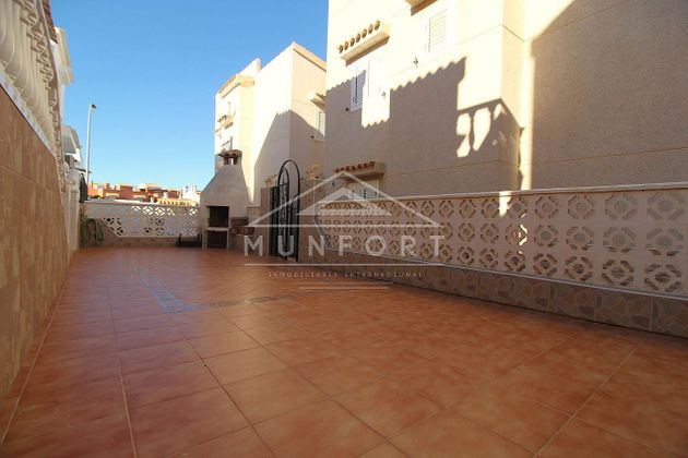 Foto 2 de Xalet en venda a Nueva Torrevieja - Aguas Nuevas de 3 habitacions amb terrassa i piscina