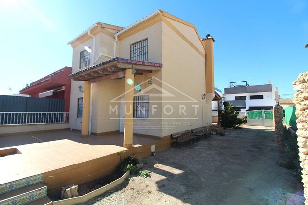 Foto 2 de Chalet en venta en El Mojón de 5 habitaciones con terraza y garaje