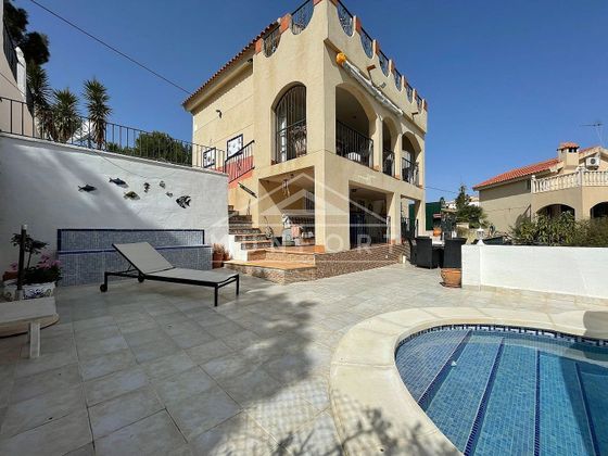 Foto 1 de Xalet en venda a Cañadas de San Pedro de 3 habitacions amb terrassa i piscina