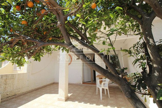 Foto 1 de Xalet en venda a Los Urrutias de 2 habitacions amb terrassa i piscina