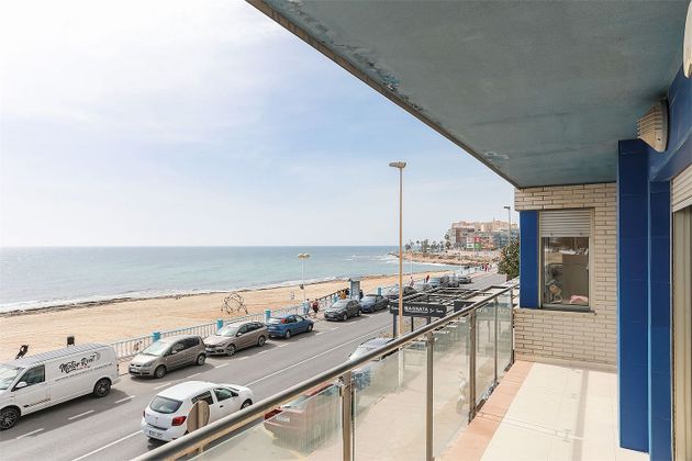 Foto 1 de Venta de piso en avenida Doctor Mariano Ruiz Canovas de 4 habitaciones con terraza y piscina