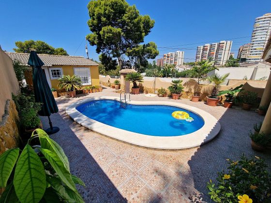 Foto 2 de Chalet en venta en calle Balandro de 3 habitaciones con terraza y piscina