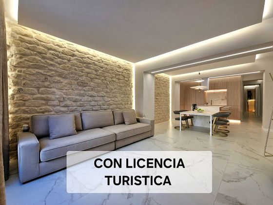 Foto 1 de Piso en venta en Ensanche - Diputación de 2 habitaciones con terraza y aire acondicionado