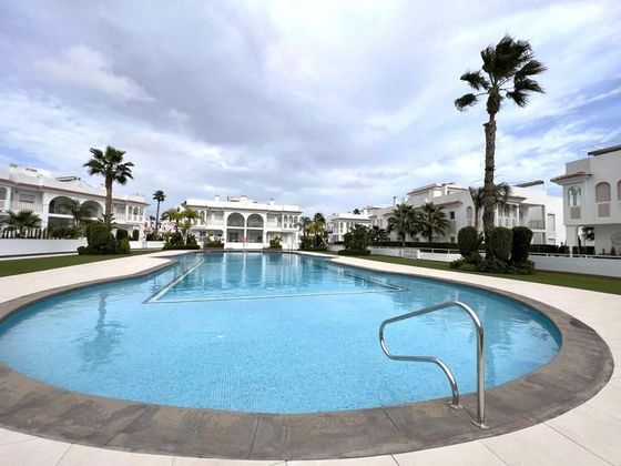 Foto 1 de Chalet en venta en Ciudad Quesada de 2 habitaciones con terraza y piscina