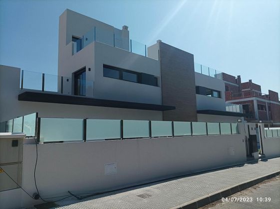 Foto 1 de Casa adossada en venda a Campos de Golf - Villa Martin - Los Dolses de 3 habitacions amb terrassa i piscina