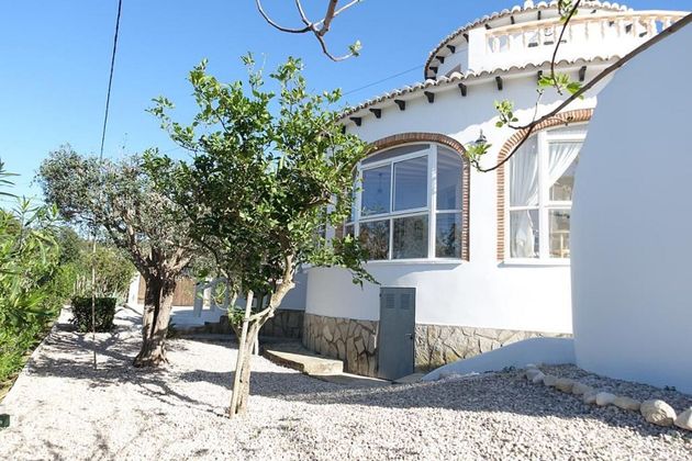 Foto 1 de Xalet en venda a El Montgó de 4 habitacions amb terrassa i piscina