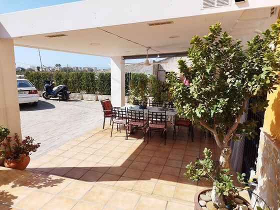 Foto 1 de Venta de casa adosada en Villajoyosa ciudad de 2 habitaciones con terraza y piscina