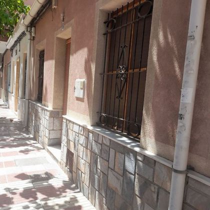 Foto 2 de Casa adosada en venta en Centro - San Vicente del Raspeig/Sant Vicent del Raspeig de 3 habitaciones con terraza