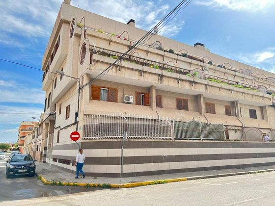Foto 1 de Dúplex en venda a Plaza de la Luz de 4 habitacions amb terrassa i garatge