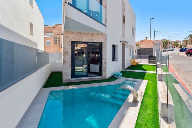 Foto 1 de Casa en venda a  El Acequión - Los Naúfragos de 3 habitacions amb terrassa i piscina