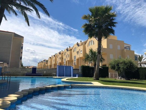 Foto 2 de Àtic en venda a Les Marines/Las Marinas de 3 habitacions amb terrassa i piscina