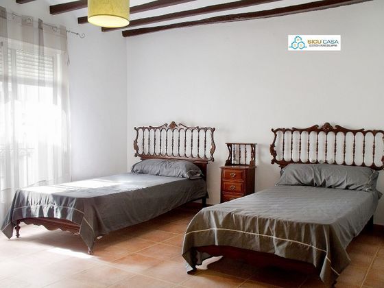 Foto 1 de Venta de casa en Jijona/Xixona de 5 habitaciones con terraza y muebles