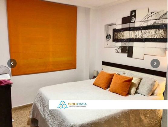 Foto 1 de Venta de piso en San Juan de Alicante/Sant Joan d´Alacant de 4 habitaciones con terraza y muebles