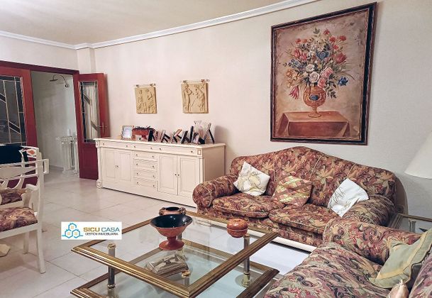 Foto 2 de Pis en venda a Jijona/Xixona de 4 habitacions amb terrassa i garatge