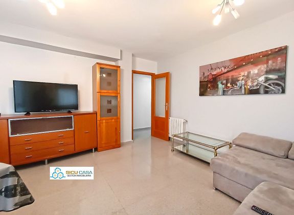 Foto 2 de Pis en venda a Jijona/Xixona de 3 habitacions amb terrassa i mobles