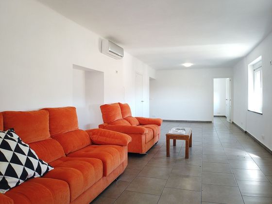 Foto 1 de Àtic en lloguer a Jijona/Xixona de 4 habitacions amb terrassa i aire acondicionat