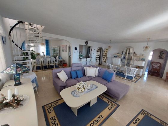 Foto 1 de Chalet en venta en Nucia (la) de 8 habitaciones con terraza y piscina