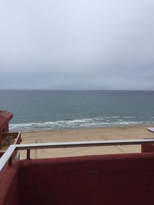 Foto 1 de Àtic en venda a Playa de Gandia de 3 habitacions amb terrassa i piscina