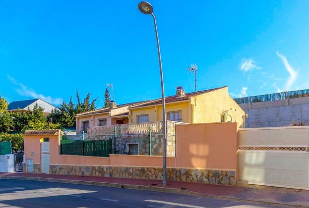 Foto 1 de Casa en venda a urbanización Lago Sol de 3 habitacions amb terrassa i garatge