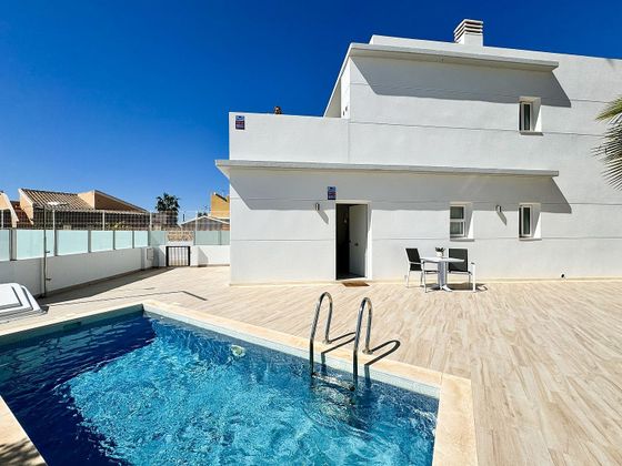 Foto 1 de Casa en venta en calle Las Abubillas de 3 habitaciones con terraza y piscina
