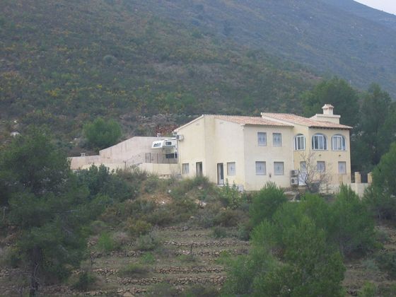 Foto 1 de Casa en venda a Jalón/Xaló de 5 habitacions amb terrassa i garatge
