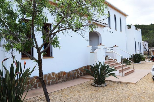 Foto 2 de Casa en venda a Jalón/Xaló de 4 habitacions amb terrassa i balcó