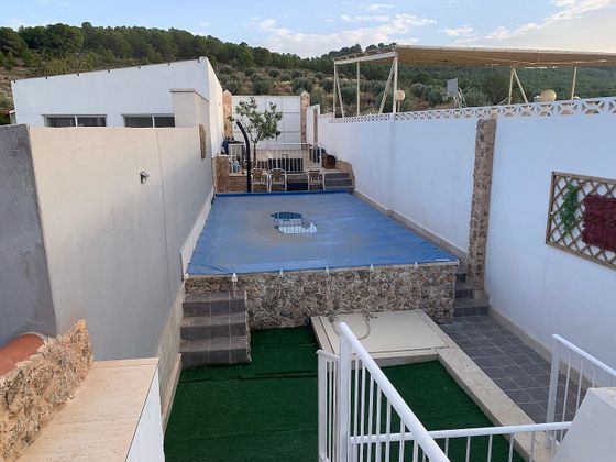 Foto 1 de Casa adosada en venta en Campo de Mirra/Camp de Mirra (el) de 3 habitaciones con terraza y piscina