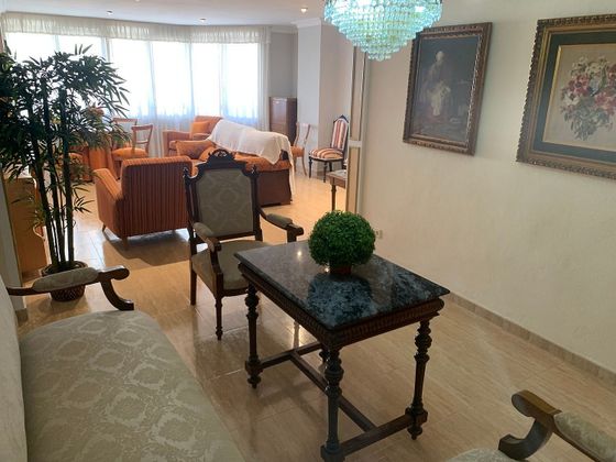 Foto 2 de Pis en venda a Villena de 3 habitacions amb balcó i aire acondicionat