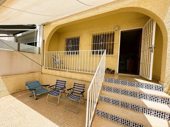 Foto 2 de Casa en venta en San Fulgencio de 2 habitaciones con terraza y aire acondicionado