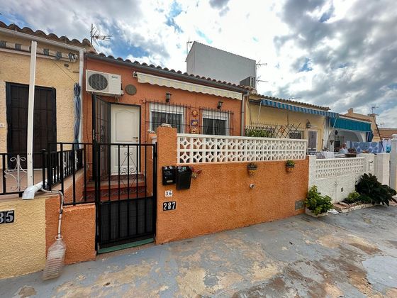 Foto 1 de Casa en venda a San Fulgencio de 1 habitació amb terrassa i balcó