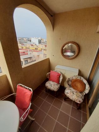 Foto 2 de Venta de piso en Zona Pueblo de 2 habitaciones con terraza y balcón