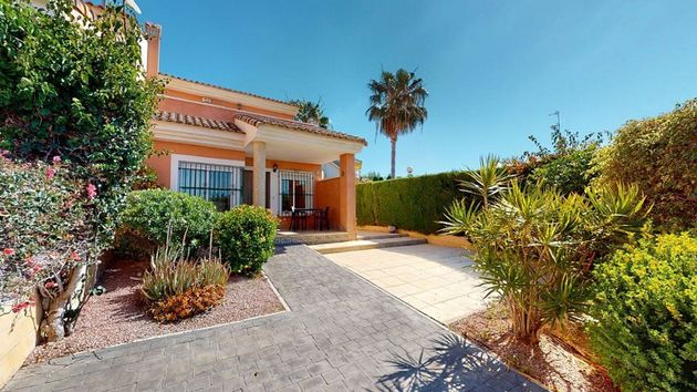 Foto 1 de Casa en venda a calle De Lespígol de 3 habitacions amb terrassa i piscina