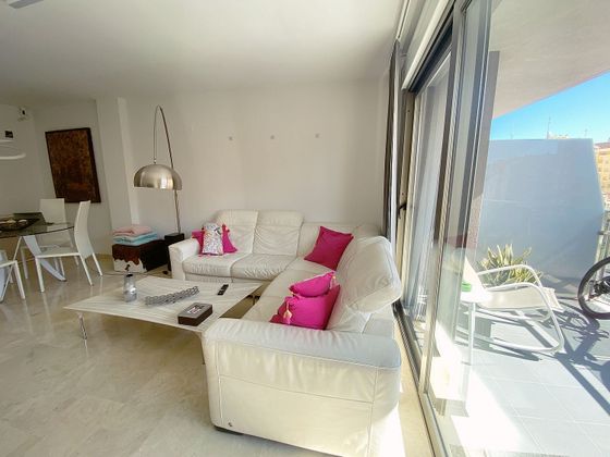 Foto 1 de Piso en venta en Saladar de 2 habitaciones con terraza y garaje