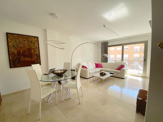 Foto 2 de Piso en venta en Saladar de 2 habitaciones con terraza y garaje