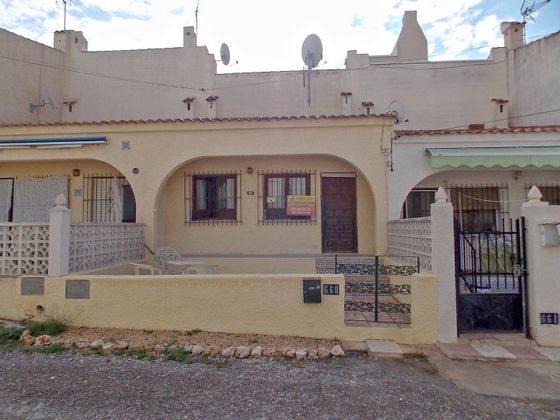 Foto 1 de Casa adossada en venda a San Fulgencio de 1 habitació amb terrassa