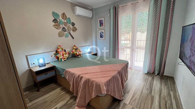 Foto 1 de Piso en venta en calle Trueba de 3 habitaciones con balcón y aire acondicionado