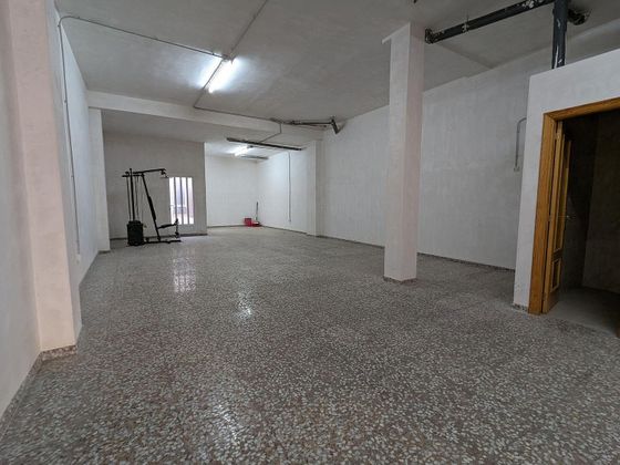 Foto 2 de Local en alquiler en Torrellano de 138 m²