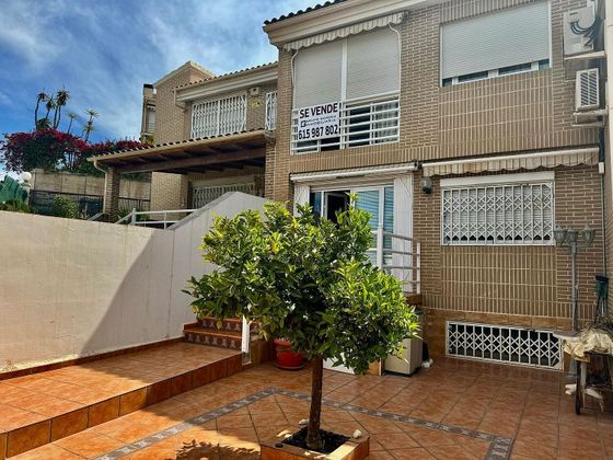 Foto 1 de Casa en venda a Cabo de las Huertas de 4 habitacions amb terrassa i piscina