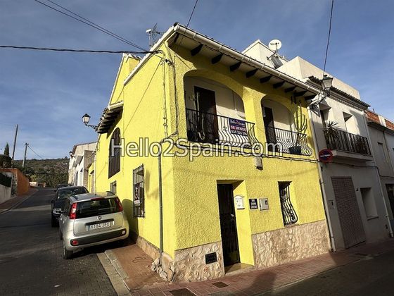 Foto 1 de Casa adossada en venda a Adsubia de 3 habitacions amb terrassa i balcó