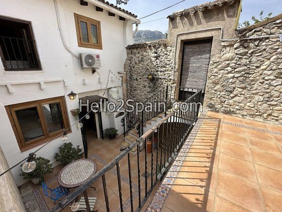 Foto 2 de Casa adossada en venda a Adsubia de 3 habitacions amb terrassa i balcó