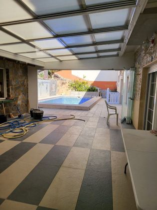 Foto 1 de Venta de casa en Callosa d´En Sarrià de 5 habitaciones con terraza y piscina