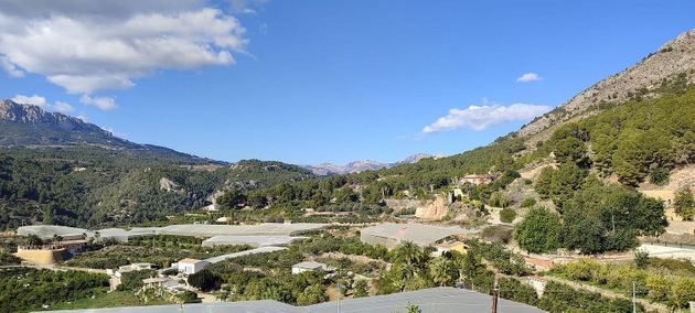 Foto 1 de Venta de terreno en Callosa d´En Sarrià de 1152 m²