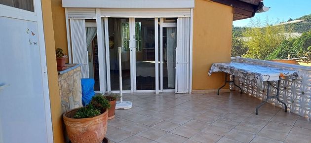 Foto 2 de Casa rural en venda a Callosa d´En Sarrià de 4 habitacions amb piscina i aire acondicionat