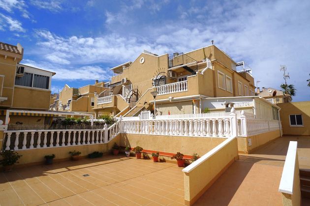 Foto 1 de Venta de piso en calle Itaca de 3 habitaciones con terraza y piscina